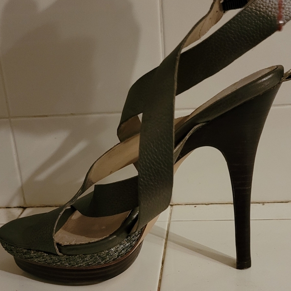 Bakers heels...Amazing Heels. - Picture 4 of 8